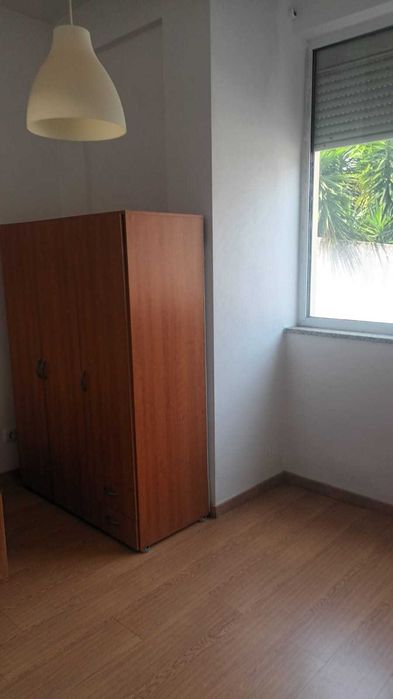 Quartos para estudantes em São Martinho do Bispo perto das piscinas e ISCAC