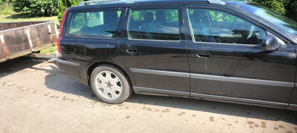 Volvo v 70 2000r  2.5 tdi