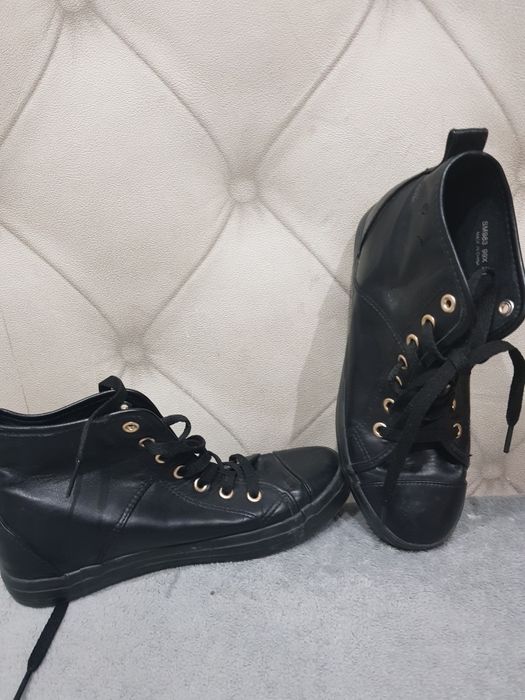 Buty trampki Mohito 38