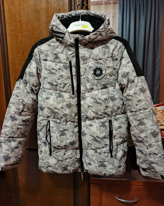 Дитяча куртка  (5-6 років)