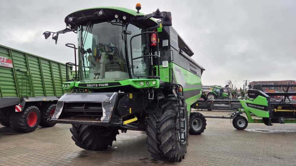 Kombajn zbożowy DEUTZ FAHR C6205 TS