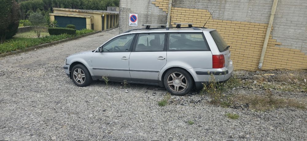 VW Passat 1.9 TDI 115cv para peças foto 3