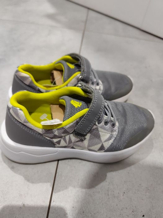 Nowe buty dziecięce rozmiar 35.