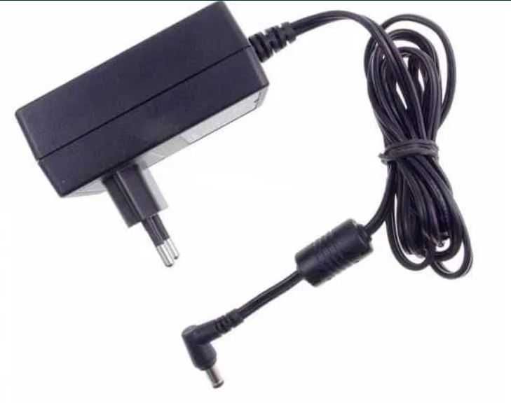 2x Zasilacz wtyczkowy ładowarka 12V 1,5A 18W wtyk 5,5x2,1mm