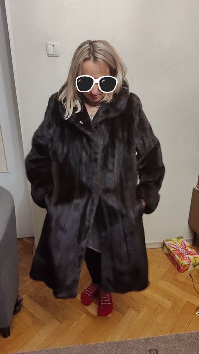 Натуральна норкова  шуба