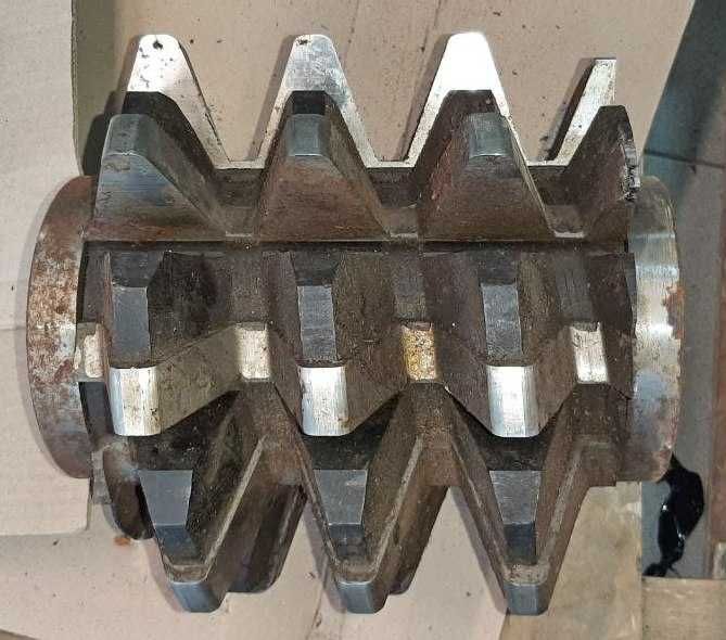 Фреза червячная М12, 10, 8, 8,5, 13, 14, 18, 20