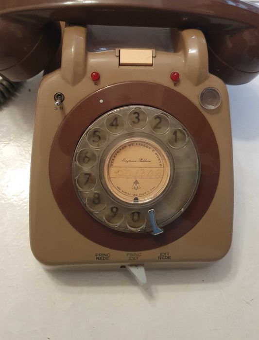 Telefone analógico, antigo, cinzento, de Central - vintage