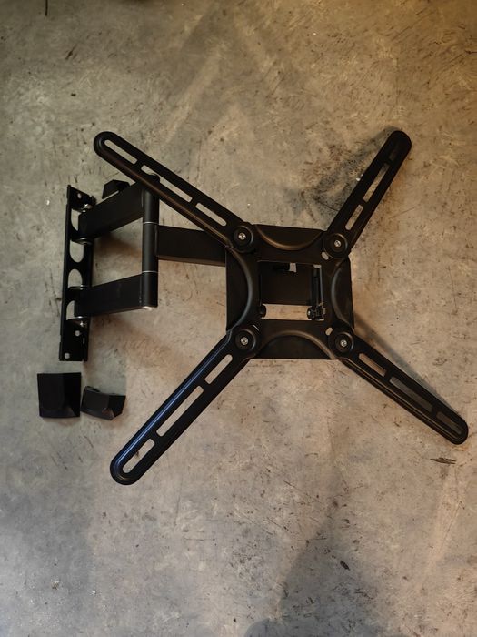 Uchwyt do telewizora