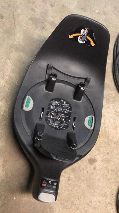 Cybex cloud z i-size z bazą obrotowa