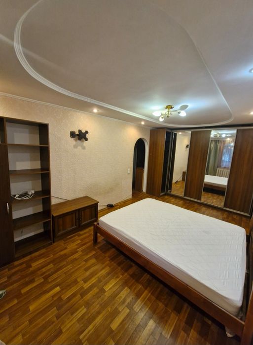 Здається 1кв р-н Урожаю 11000+