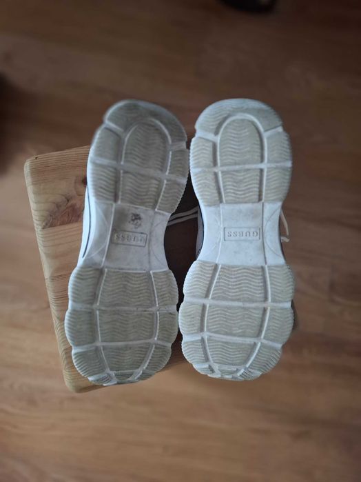 buty kobiecie guess sneakers