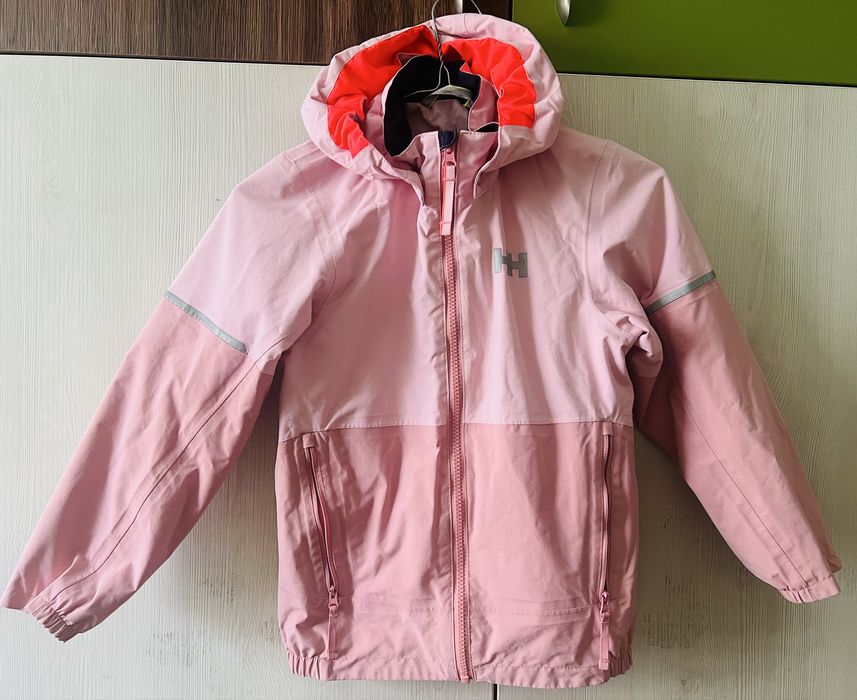 Водонепроникна вітровка курка Helly Hansen на дівчинку до 134 см зріст