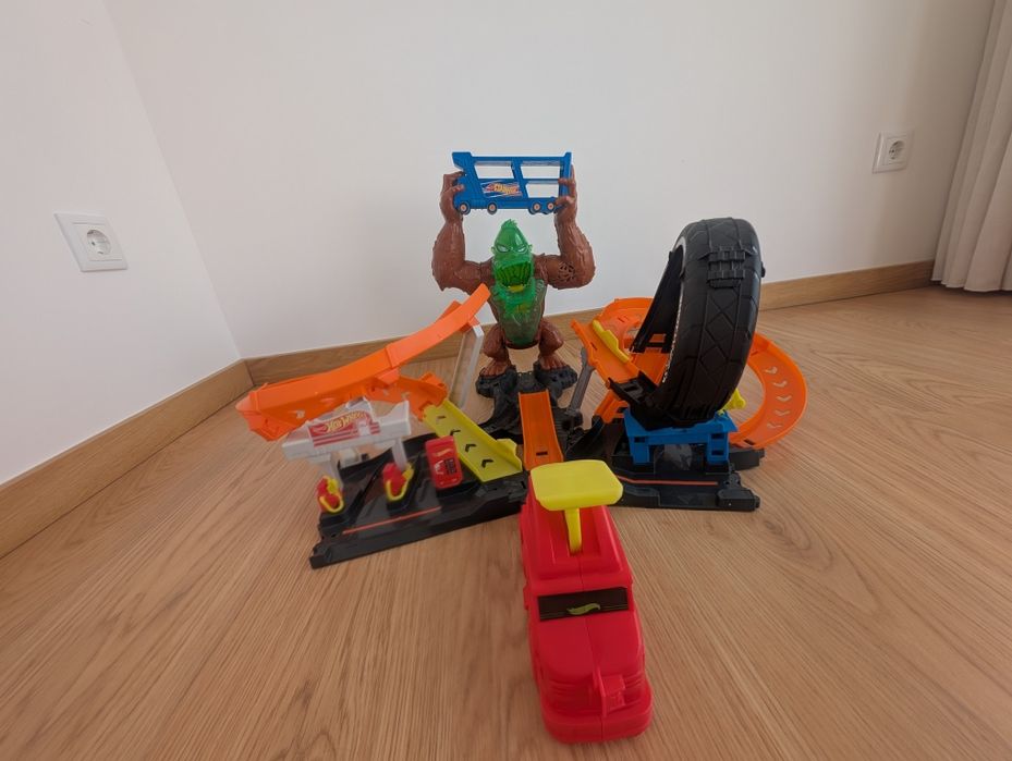 Pista Hot wheels Gorila