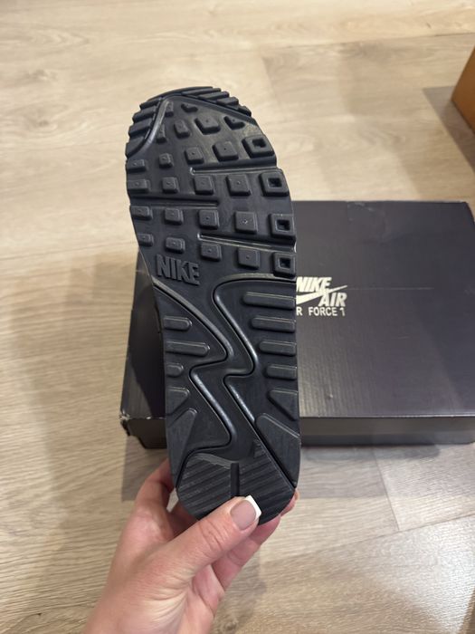 Nike оригинал      .