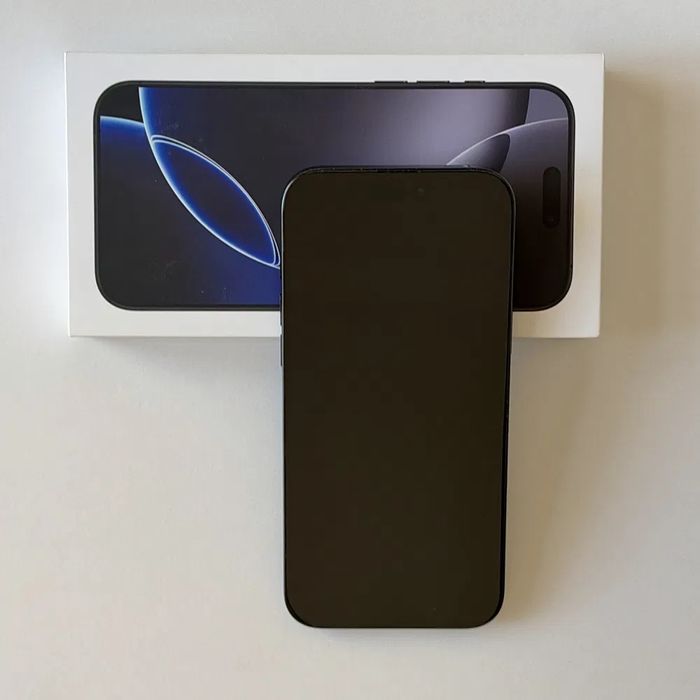 iPhone 16 Pro Max