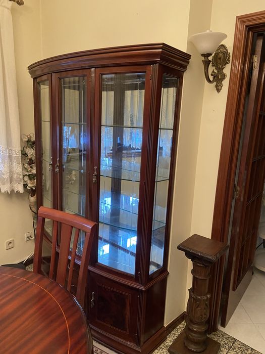 Varios moveis em muito bom estado