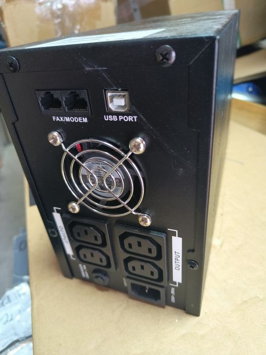 ИБП UPS 1200 ватт бесперебойник SVC VP-2000-LCD