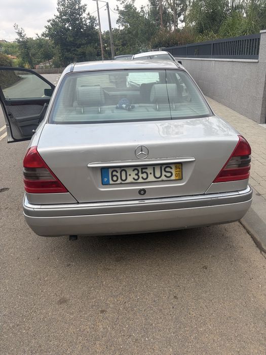 Mercedes bom estado geral