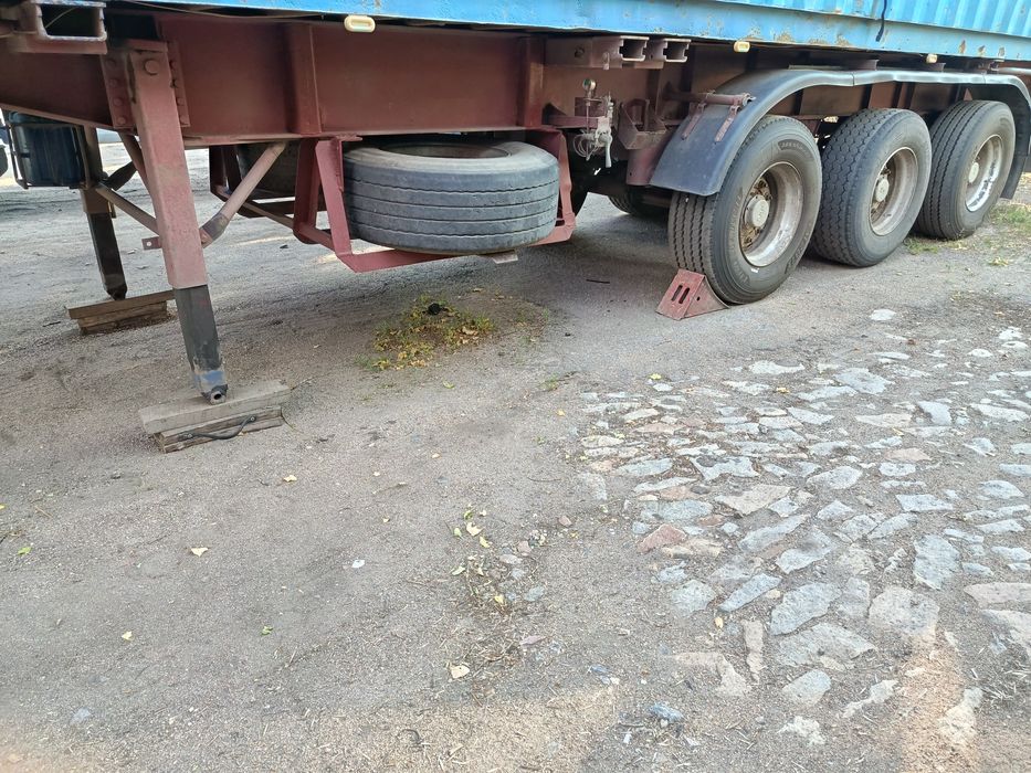 Контейнеровоз супер