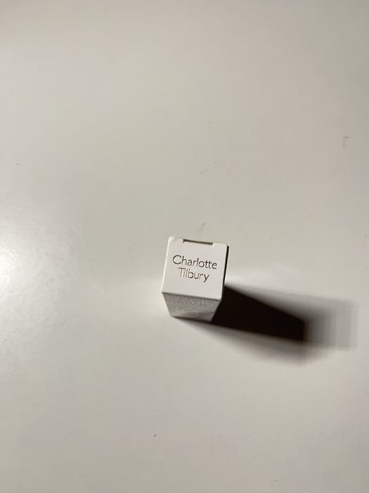 Charlotte Tilbury Magic Serum Crustal Elixir Przeciwzmarszczowe Serum