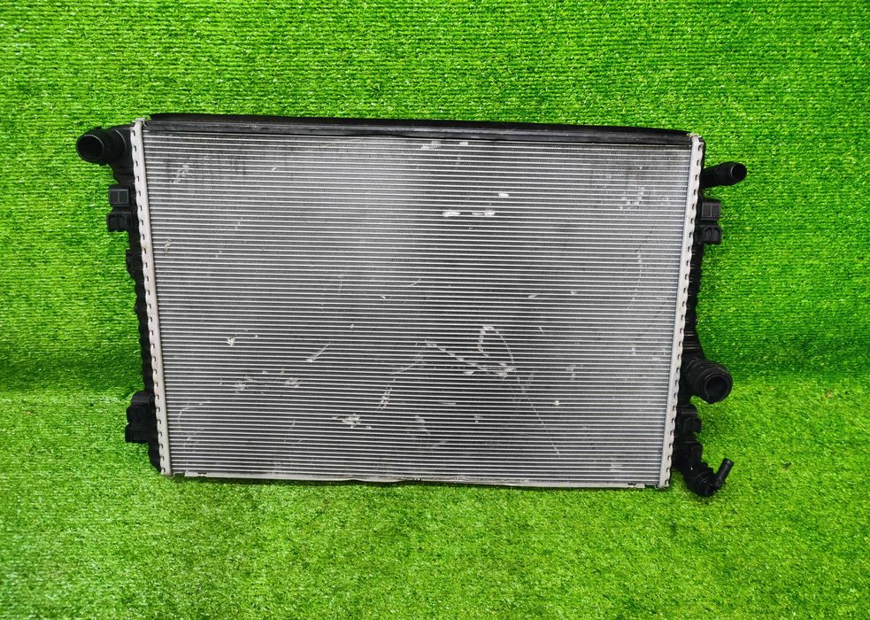 Chłodnica Wody Skoda Karoq 1,5 benzyna  2017-