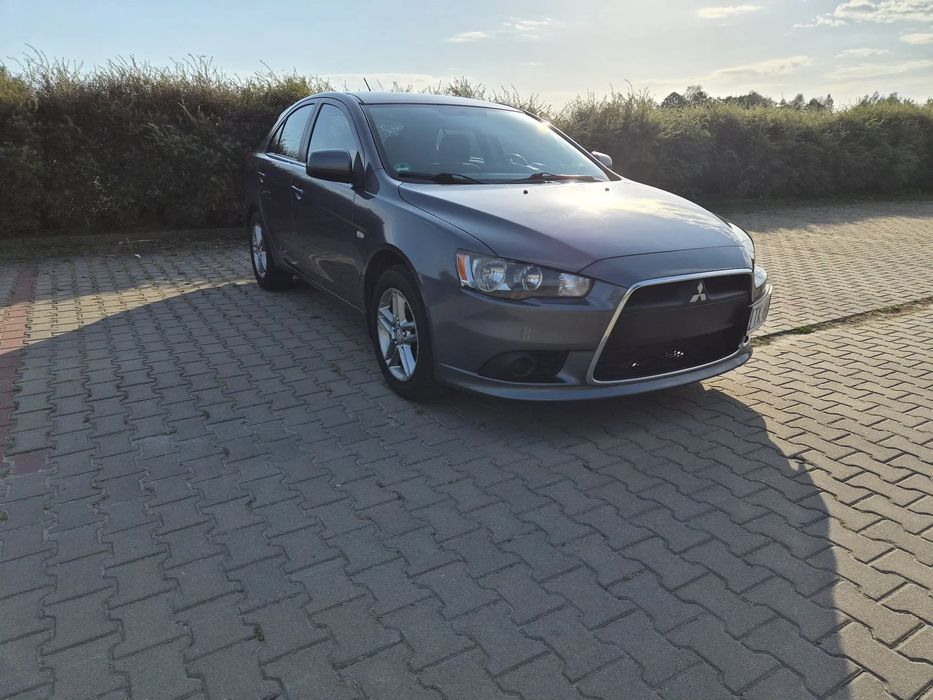 Mitsubishi Lancer