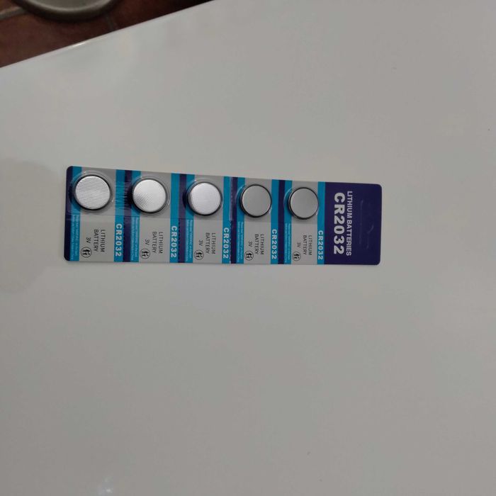 Bateria pilhas litio  CR 2032  3  Voltes ( lote 5 pilhas)