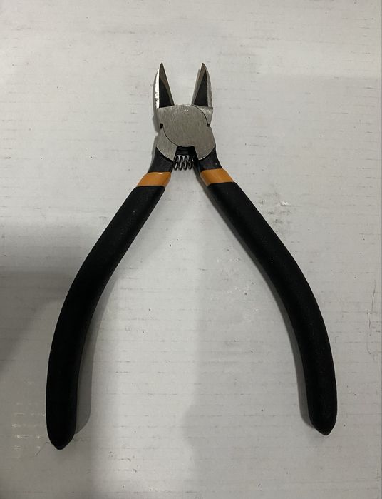 Alicate de corte beta novo / troca por canarios