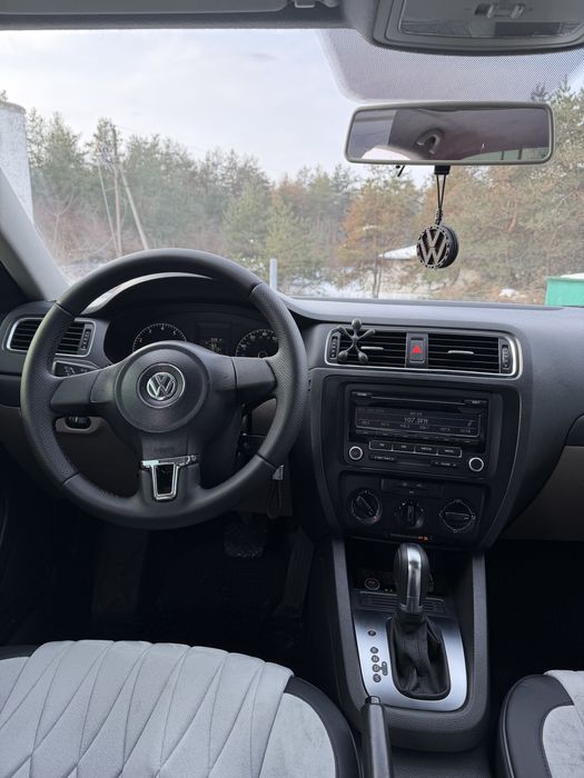 volkswagen jetta 2.0 mpi автомат