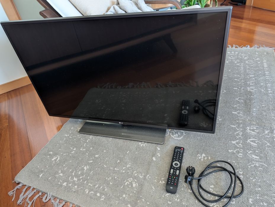 Televisão LG 42LF652V