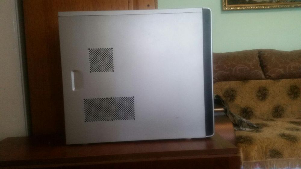 Intel Core2DuoE7400 2800 MHz/4гб озу/640гб hdd/geforce9600 512mb