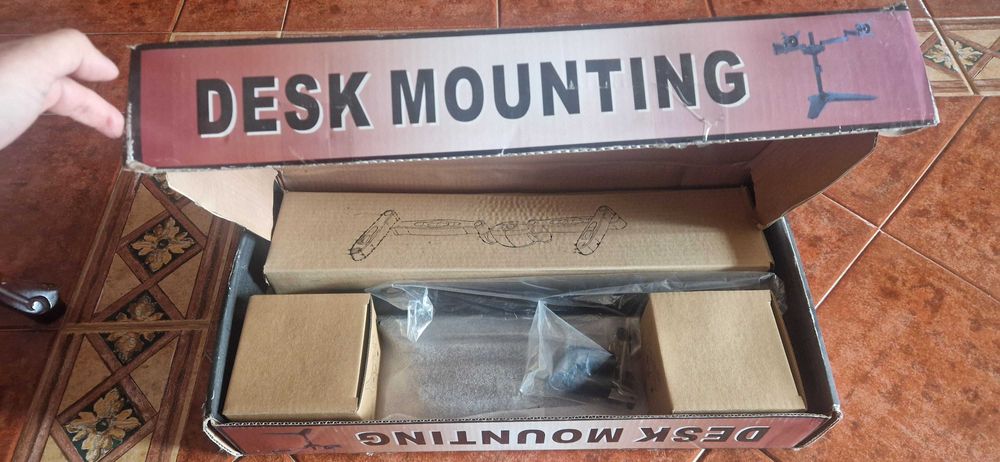 Suporte duplo para monitores *novo*