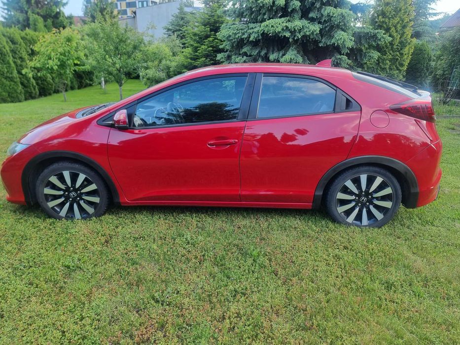 Piękna Honda Civic 1,8 benzyna 2015 niski przebieg