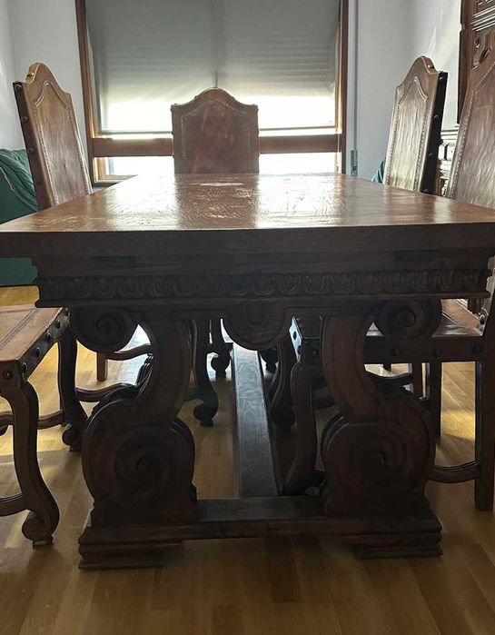 Mesa de jantar madeira maciça extensível c/ gavetas (com 8 cadeiras)