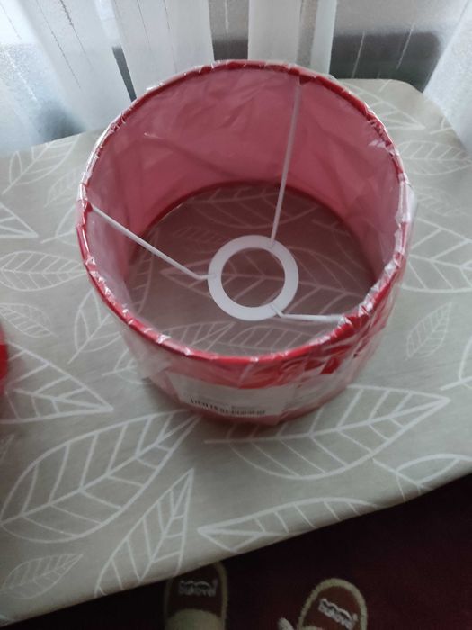 новий абажур для освітлення