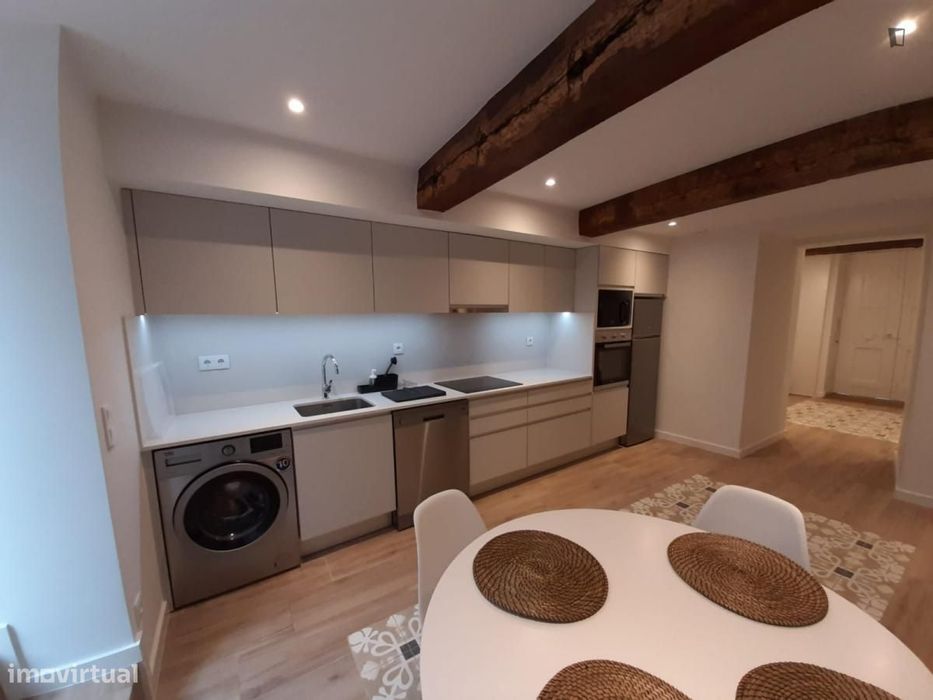 Apartamento com 2 quartos - localizado em Guimaraes