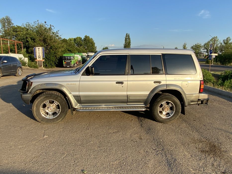 Продам Mitsubishi Pagero