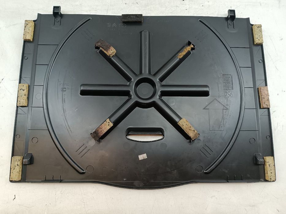 Tampa de pneu suplente - CITROËN C1 (PM_, PN_) | 05 - 14