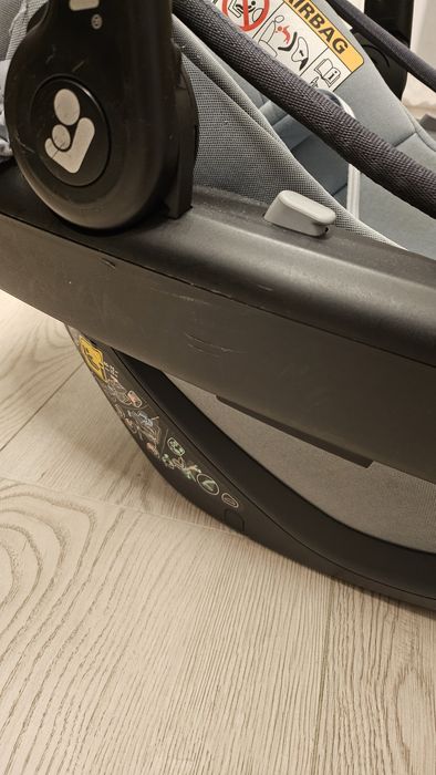 Nosidelko fotelik maxi cosi coral 360