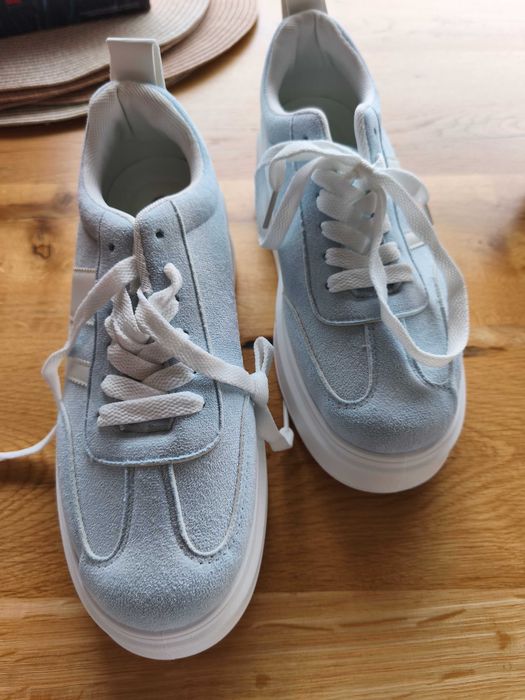 Buty Adidasy błękitne wysokie 39