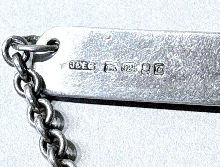 Fantástica invulgar joia de gravata inglesa motivo Arte Nova em prata