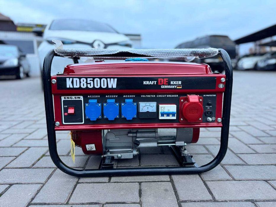 Бензиновий генератор