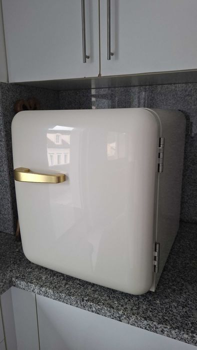 Novo, Frigorífico De Estilo Retro - New Retro Fridge - 48l