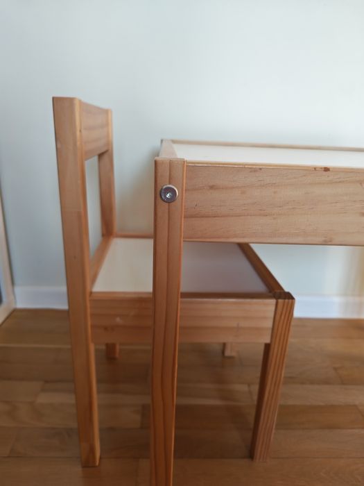 Stolik dziecięcy i 2 krzesła  Ikea Latt