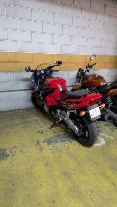 Honda CBR 600f3 1993 Única