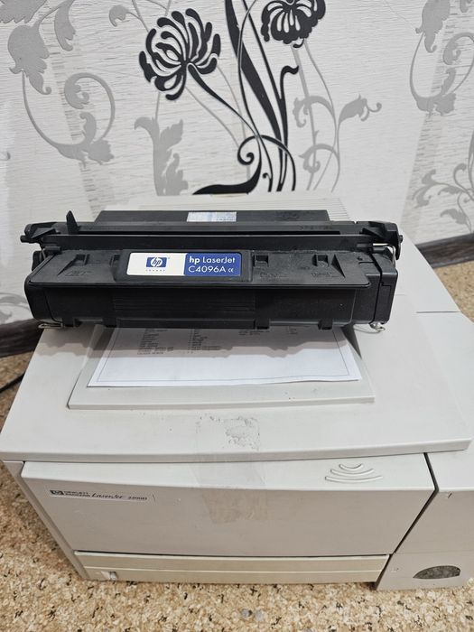 Прінтер HP 2200D