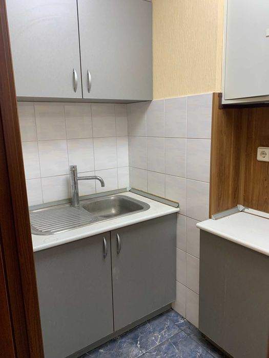 Будівля 3200 м2 Лепсе 16 (Вацлава Гавела 16)
