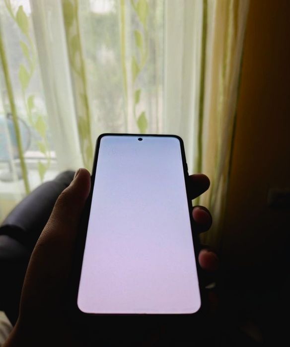 Realme GT7pro(12/256)