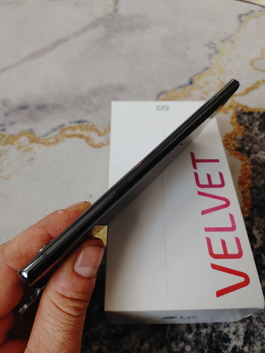 Lg velvet 5g komplet bdb stan