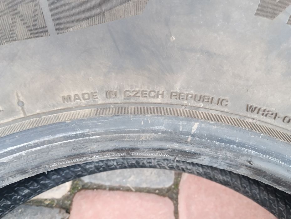 215/70 R16 100T  Nexen WinGuard snow'G3 WH21